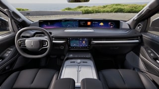 2025 Lincoln Lincoln Navigator Internal Image 2